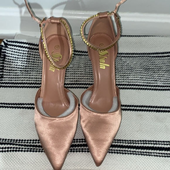 Nude Satin Champagne Platforms 10 - Picture 2 of 5